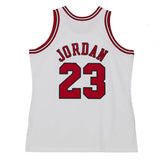 Mitchell & Ness Michael Jordan Chicago Bulls 1997-98 Authentic Jersey with Final Patch - White
