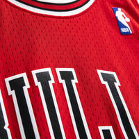Mitchell & Ness Toni Kukoc Chicago Bulls 1997-98 Swingman Jersey - Red